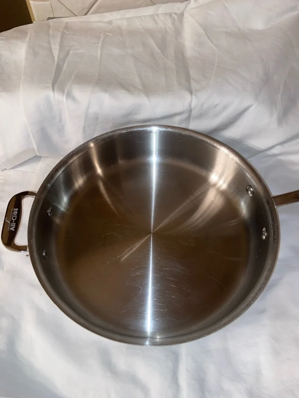 ALL CLAD D3 STAINLESS STEEL 3 QT 3 PLY SAUTE PAN W/ LID